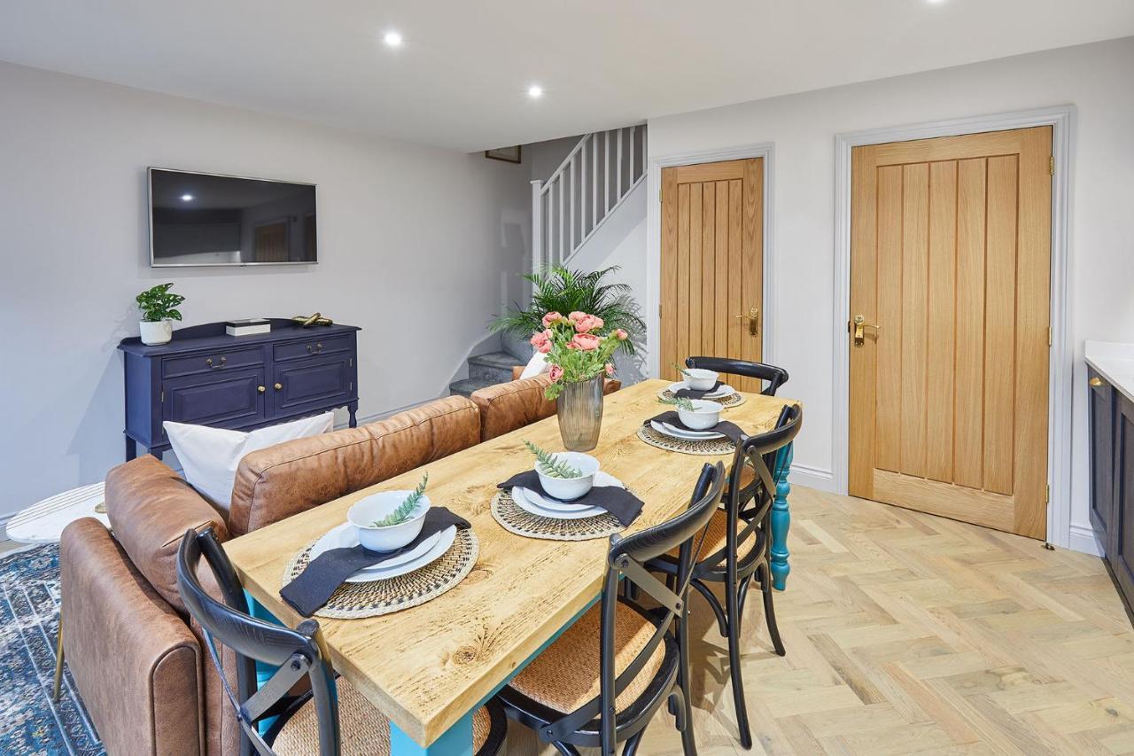 Host & Stay - Black Swan Mews Ripon Ngoại thất bức ảnh